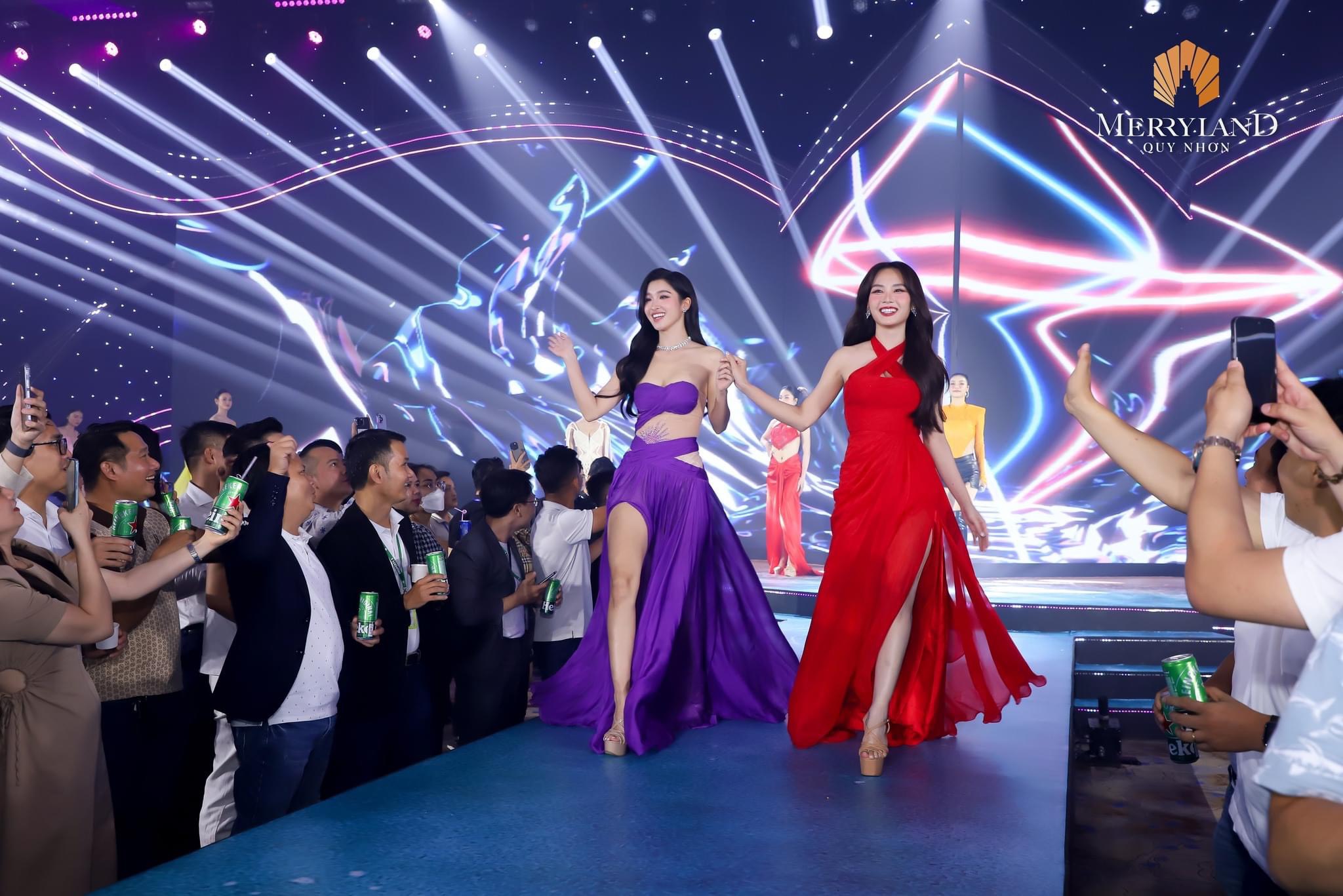 Người đẹp miss world Việt Nam tại sự kiện giới thiệu MerryHome - Marina District